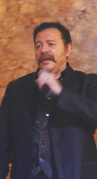 ¡Un año… Un año!