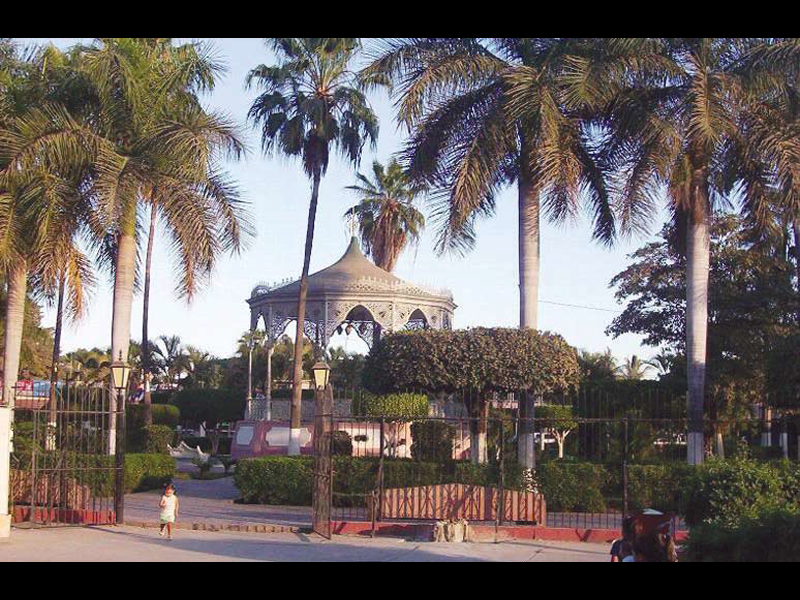 Una mirada al pasado, personajes de Quilá