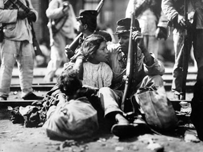 Los Poetas De La Revolución