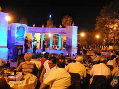 Serenata, Bolero y Romance