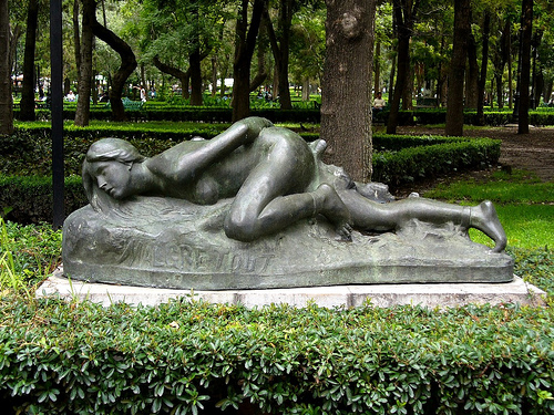 MALGRÉ TOUT… A PESAR DE TODO