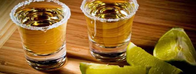 ABRAZADO DE UN POSTE O LOS RECURSOS POÉTICOS DE LA LÍRICA POPULAR