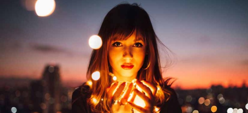 CONMEMORACIÓN DEL DÍA INTERNACIONAL DE LA MUJER  “SONRÍE MI PRINCESA”