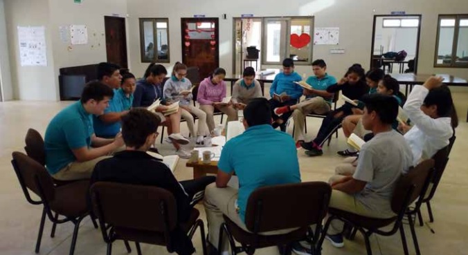 ¿Qué significa ser maestro en el México del siglo XXI?